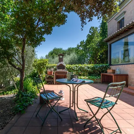 Lodge Sangiovese Con Ampio Giardino *